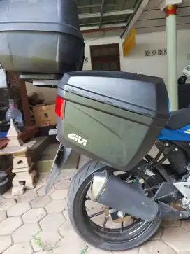 Box Givi e22 bekas rasa Baru