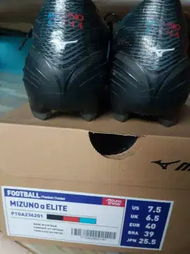 Sepatu bola mizuno alpha elite