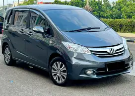 HONDA FREED S AT TAHUN 2012