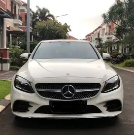 Mercedes-benz c300 (2019) Like New LOW ODO (Pribadi)