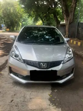 Honda jazz (2012) LIKE NEW (Pribadi)