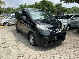 Nissan Evalia Manual 2013 Hitam Termurah