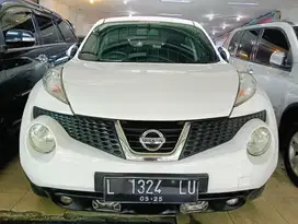 NISSAN JUKE AT TAHUN 2012