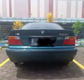 BMW E36 M50b20 320i MT 1994