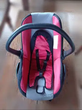 carseat hitam merah