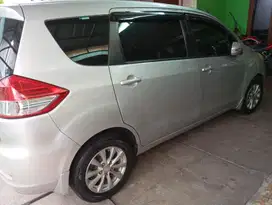 Suzuki Ertiga 2012 Bensin