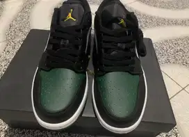 Nike Jordan 1 low noble green