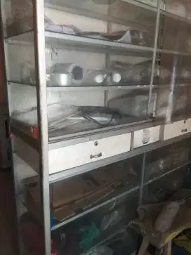 Turun harga biar cepat..Lemari etalase tinggi