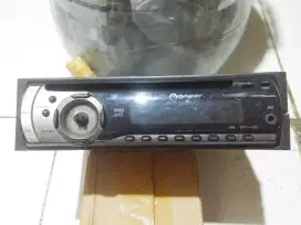 CD MP3 Radio Mobil Pioneer.