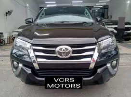 Toyota Fortuner vrz 2.4 2017 matic