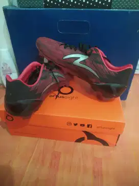 Sepatu sepakbola specs