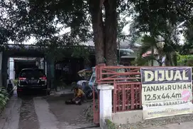 Dijual Cepat Rumah di depan komplek Fullerton Mados