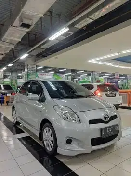 Yaris E 1.5 matic 2013 / KM 70 ribu