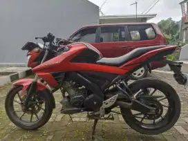 DIJUAL YAMAHA VIXION R 2017 LENGKAP