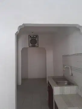 Dijual Rumah 2 Lantai di Medang Lestari Indah, Tangerang