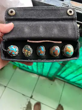 Cincin batu Pirus persia dan mesir gurih