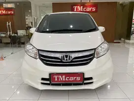 HONDA FREED E PSD 1.5 AUTOMATIC 2012 super istimewa