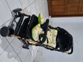 Di jual stroler merk Baby Does