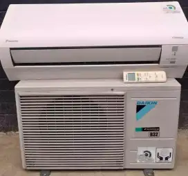 AC DAIKIN INVERTER 1 PK dan 1/2 pk