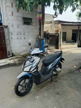 jual honda vario karbu 2012