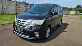 DiJual Nissan Serena 2.0 HWS 2014 Hitam Mulus Bebas LAka Banjir