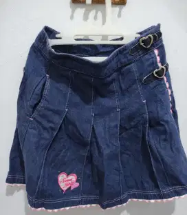 Rok jeans anak motif love