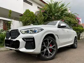 BMW X6 XDrive40i M-SPORT 2022 WHITE ON BLACK