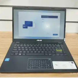 LAPTOP ASUS VIVOBOOK E410KAO 8/256 - LAPTOP PELAJAR MURAH - BISA KIRIM