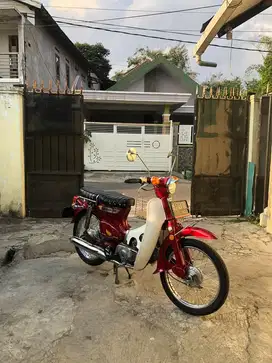 Jual cepat asli Honda C70 tahun 86 surat komplit pajak hidup