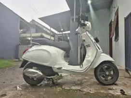 Jual vespa primavera 3vie 150