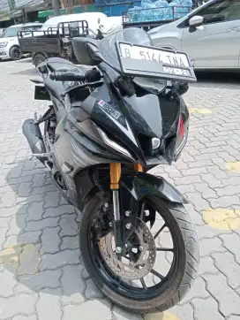 Dijual Motor R 15 Connected Tahun Pemakaian 2023