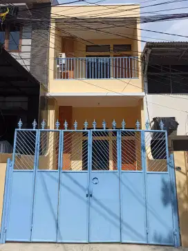 RUMAH DISEWAKAN DI ANGKE BARU RENOVASI