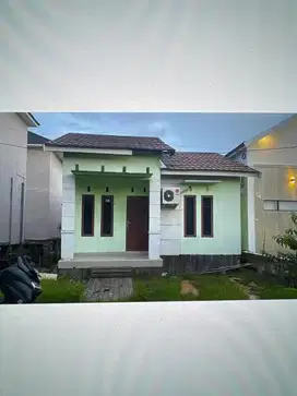 Di sewakan rumah beserta isi nya melati indah pramuka