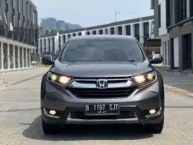 DP 10jt aja bawa pulang mobil ganteng Honda CRV 2.0 AT 2017 Abu2