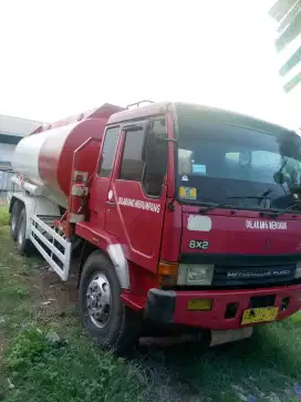 TRUCK TANGKI BBM FUSO TRONTON 16 KL. 2013