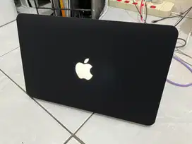 Macbook air 11.6 2015 (8/128gb)