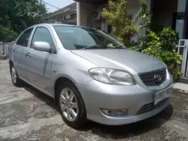 toyota vios G 2004 ( automatic ) good condition