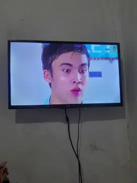 Tv led akari 32 inch