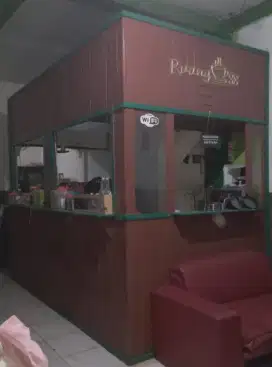 Meja barista & kasir