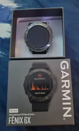 Jam tangan sport merk Garmin 6 x pro solar top model kondisi baru