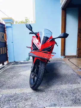 [MOTOR SECOND CANTIK SIAP JALAN] HONDA CBR 150R 2019