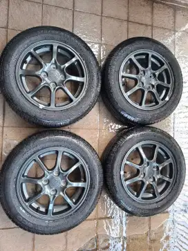 Velg original all new ayla pcd 4x100 + ban 175/65 r14