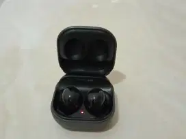 galaxy buds 2 hitam