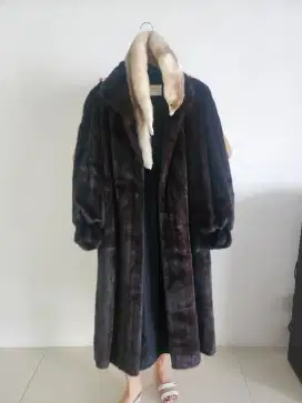 ROYAL Saga Mink Fur Made by Cristallo Made in ITALY Coat Jaket Bulu