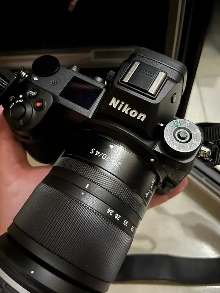 NIKON Z7 kit with 24-70mm lens + FTZ Mount Adapter
