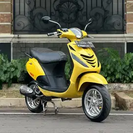 Zip 100cc Th 2012 GOOD CONDITION.