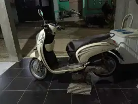 Scoopy gress orisinil yg mau beli beli pakai Shopee juga boleh