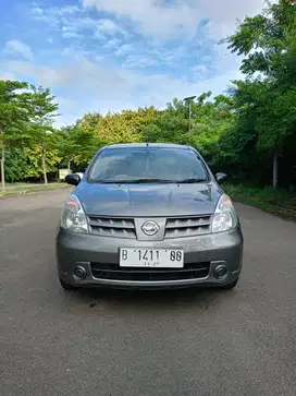 [KM 26rb] Nissan Grand livina SV M/T 2007