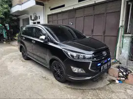 Toyota Kijang Innova Inova Venturer Reborn Diesel Matic AT Tahun 2020