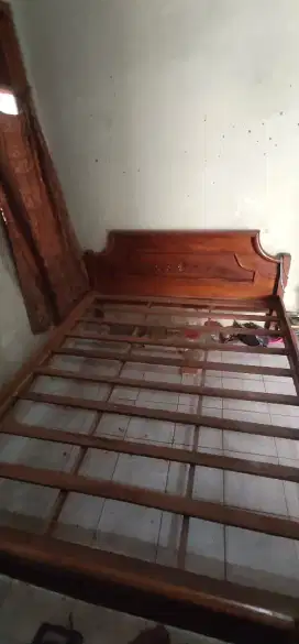 Tempat tidur kayu jati full